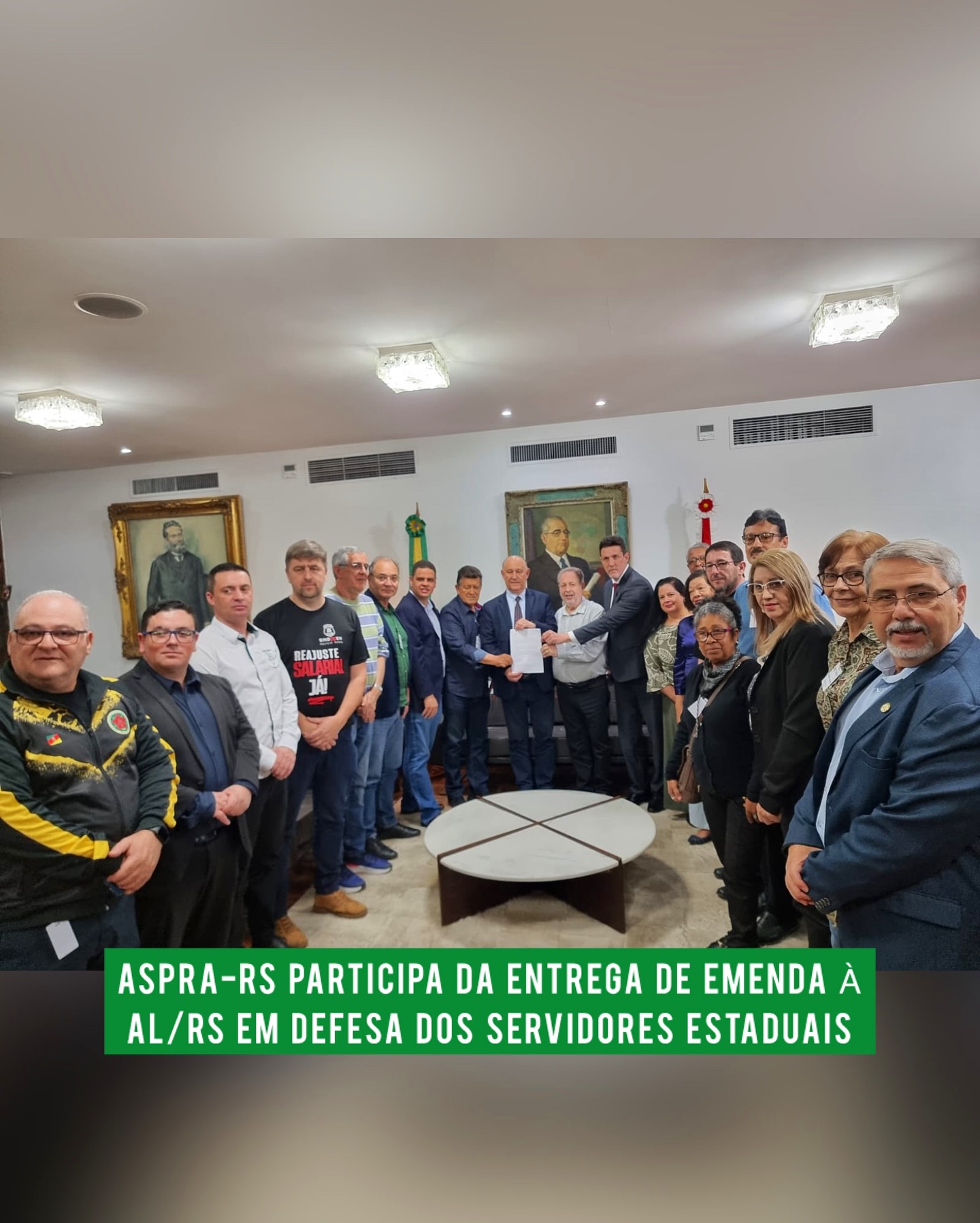 ASPRA-RS participa da entrega de emenda à Assembleia Legislativa em defesa dos servidores estaduais